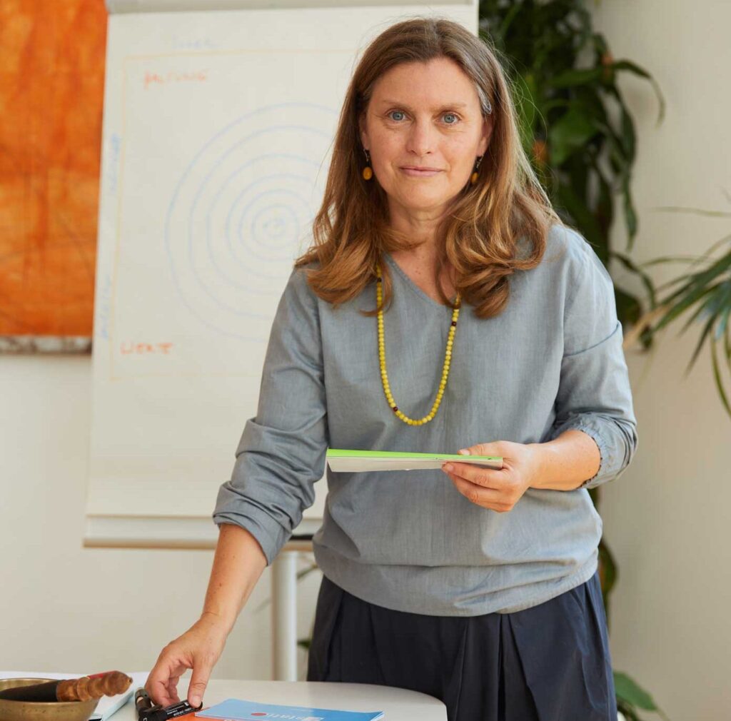 Andrea präsentiert.